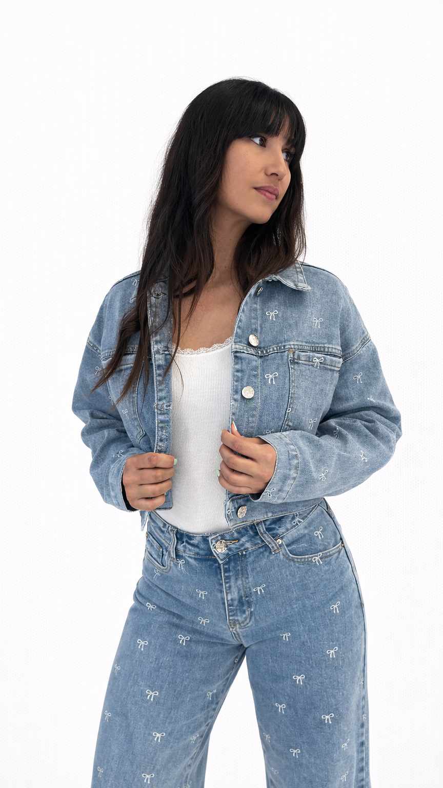 Veste en jean broderie noeud