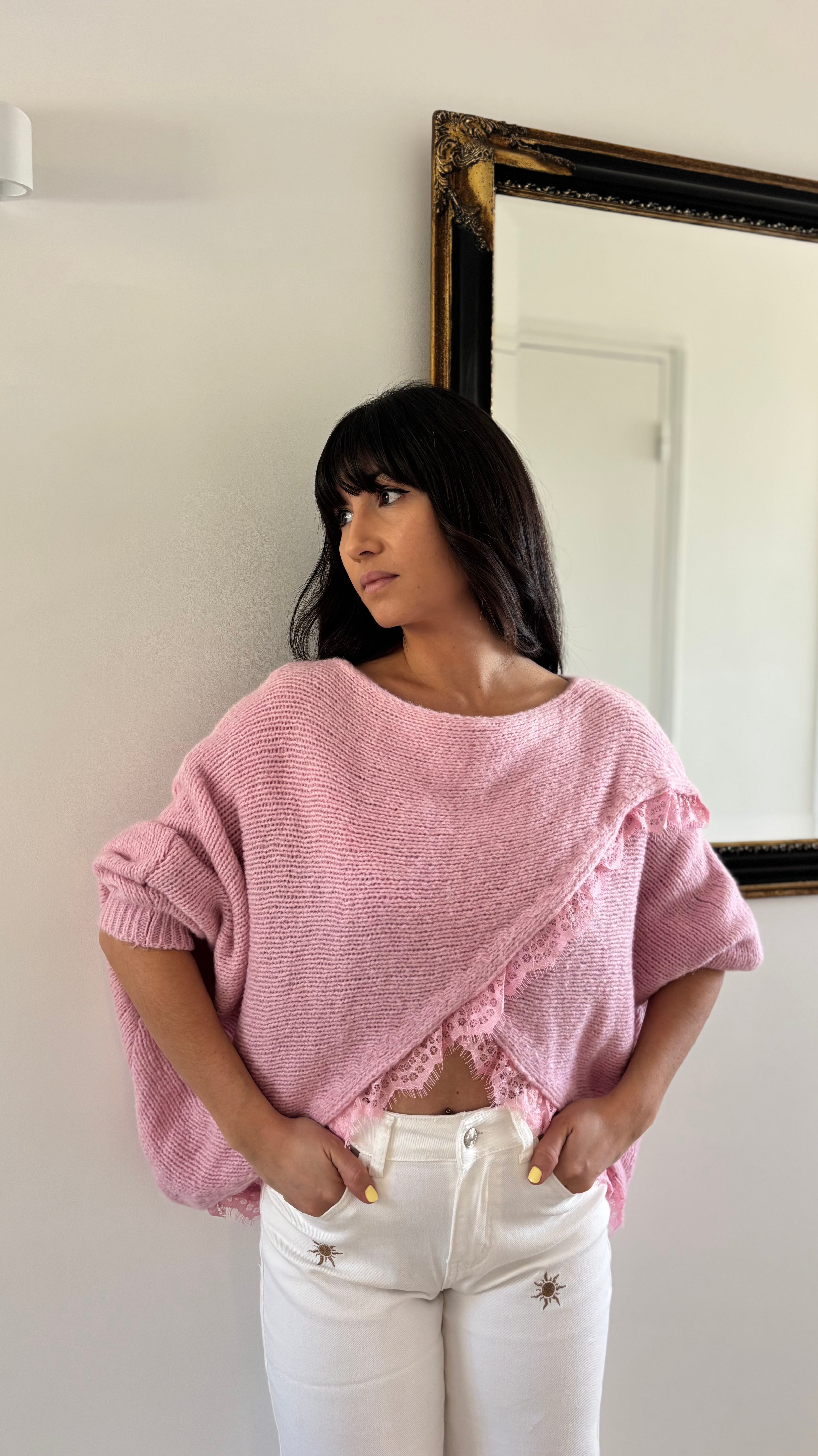 Pull croisé dentelle