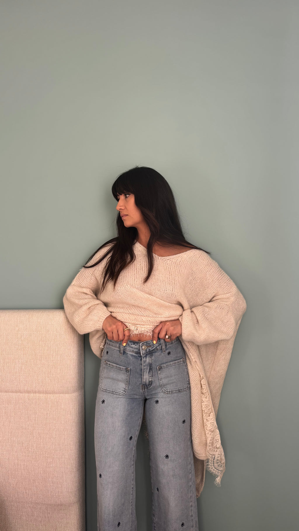 Jean jambe large broderie fleur