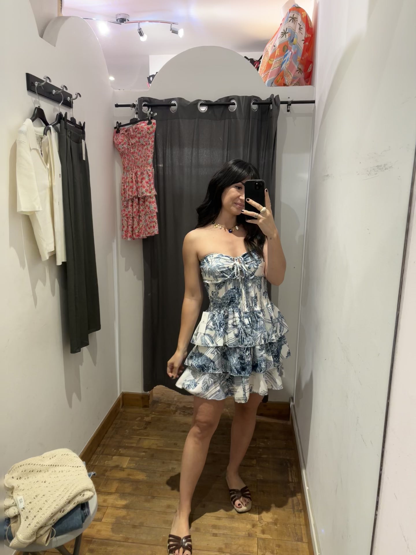 Robe bustier courte à volants palmier